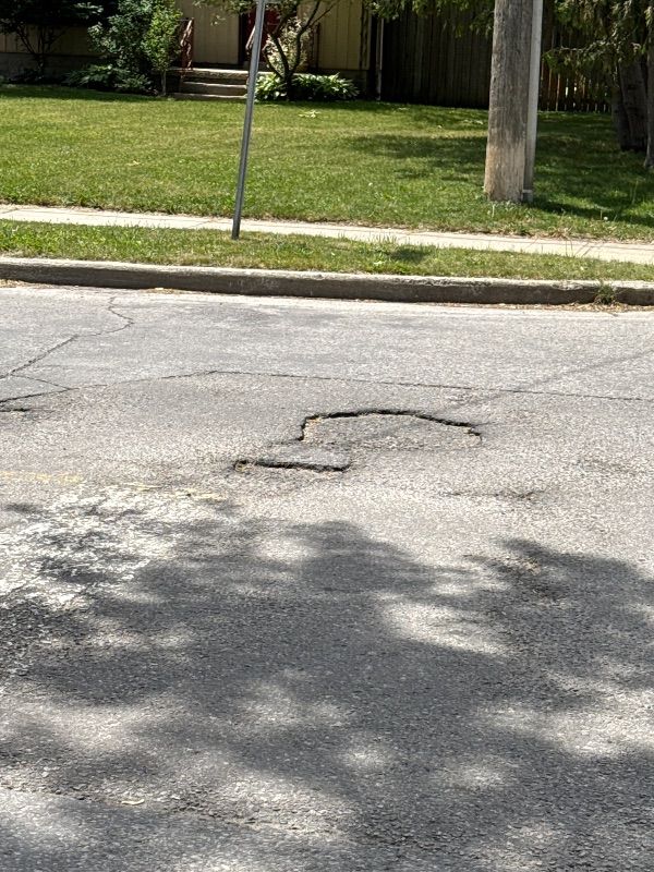 Pothole at 220 Kinzie Avenue Centreville Chicopee